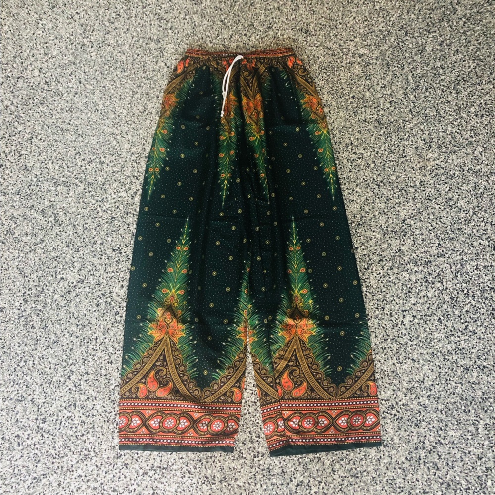 Eye-catching Exotic Printed Pants from Thailand (one size)